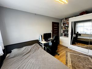 Photo 6- click for photo gallery